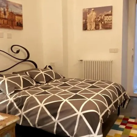 Apartment Statuto Plaza